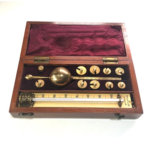 507 - Antique Sikes Hydrometer in mahogany case. Complete and in very good condition.