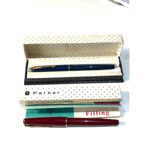 512 - 2 boxed vintage parker fountain pens