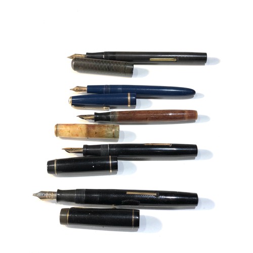 517 - 5 vintage 14ct gold fountain pens