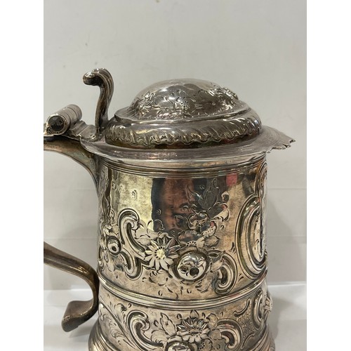 1 - Early 18th century lidded tankard measures approx 18cm tall  17cm wide weight 611g later engraved an... 