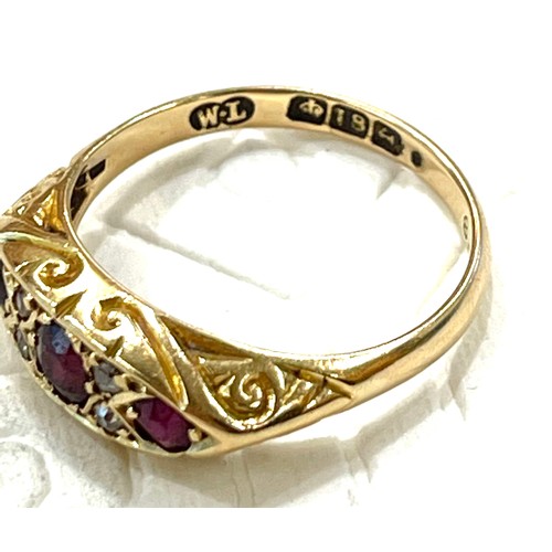 137 - Antique 18ct gold garnet diamond gypsy ring weight 3.3g