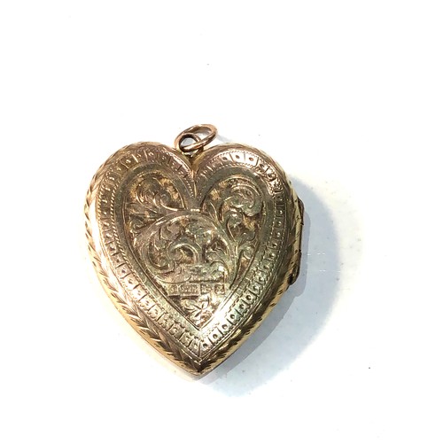 215 - Antique 9ct gold heart locket locket chester hallmarks  measures approx 3.3cm drop by 2.8cm wide wei... 