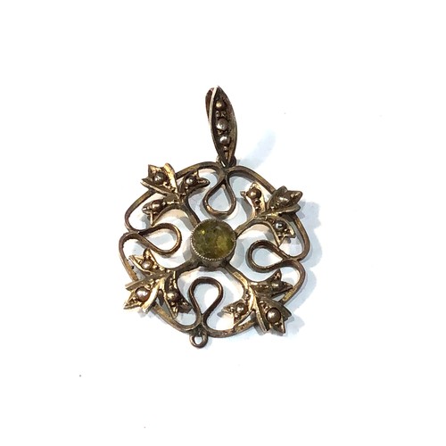 313 - Small Antique 9ct gold gem set pendant measures approx 30mm drop by 20mm wide weight 1.7g