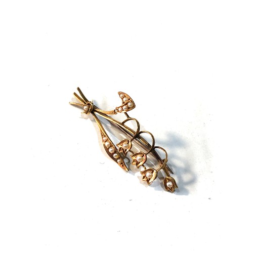 101 - Antique 15ct gold seed-pearl brooch measures approx 4.3cm by 1.6cm weight 2.9g