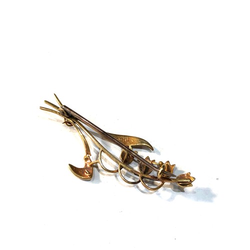 101 - Antique 15ct gold seed-pearl brooch measures approx 4.3cm by 1.6cm weight 2.9g