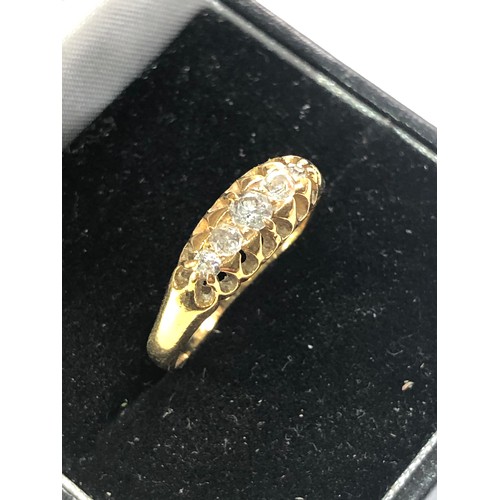 109 - Antique 18ct gold diamond ring weight 3g