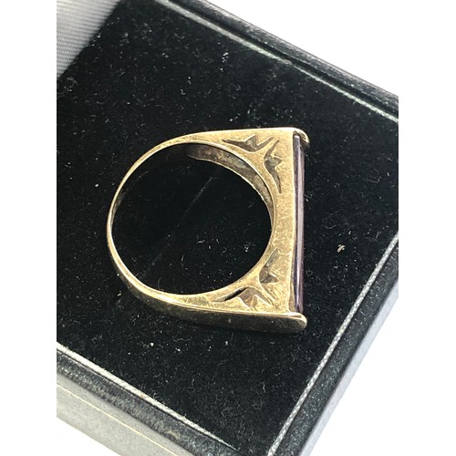 284 - Egyptian 18ct gold fancy gemstone ring weight 3.9g