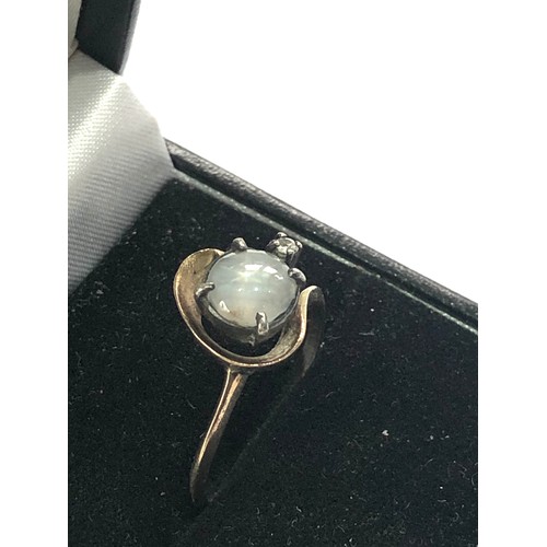 164 - Vintage 9ct gold cats eye & diamond ring weight 2.8g