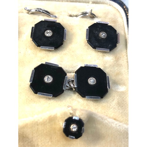 129 - 18ct white gold art deco diamond and onyx gents cufflinks boxed