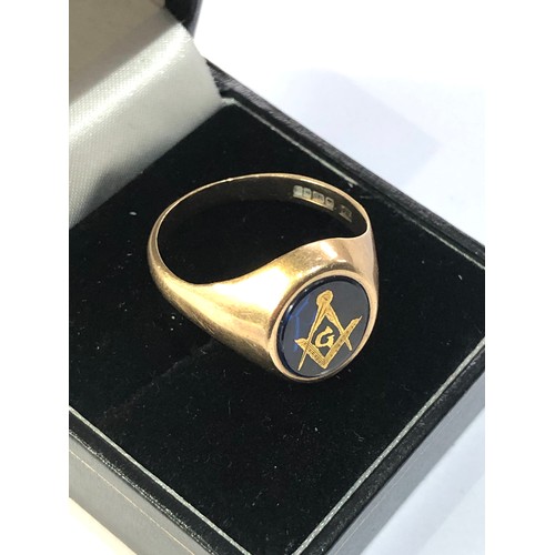 329 - 9ct gold masonic gemstone signet ring weight 5.1g