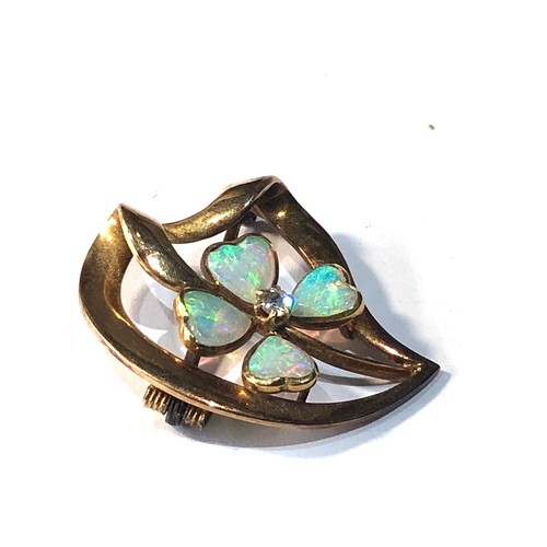 264 - 14ct gold opal and diamond brooch weight 4.4g