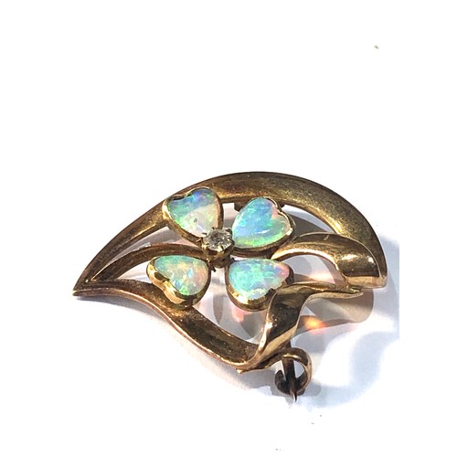 264 - 14ct gold opal and diamond brooch weight 4.4g