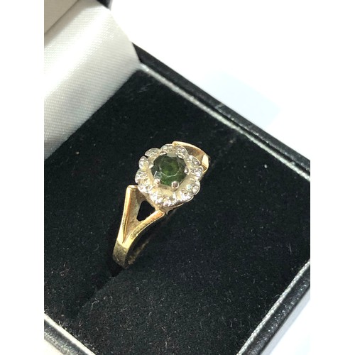 281 - 18ct gold gemstone ring 4.1g