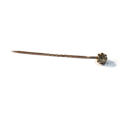 311 - 9ct gold antique paste pin