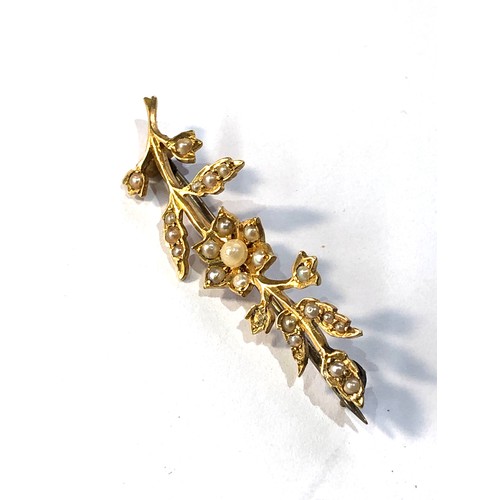 122 - Antique 15ct gold seed-pearl brooch mesures approx 4.3cm long solder on pin clip weight 3.8g metal p... 