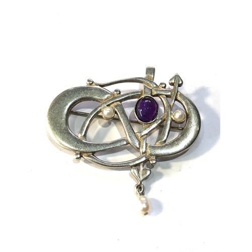 400 - Sterling silver shetland silver and amethyst pearl brooch