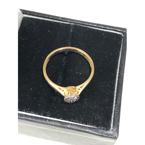 74 - 18ct gold & plat diamond ring size k weight 2g