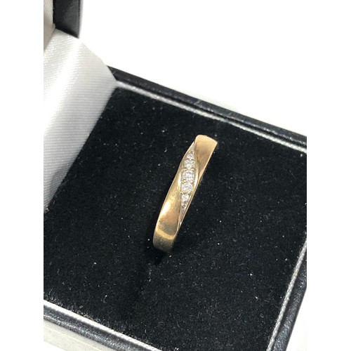 79 - 9ct gold diamond ring size j-k weight 2g