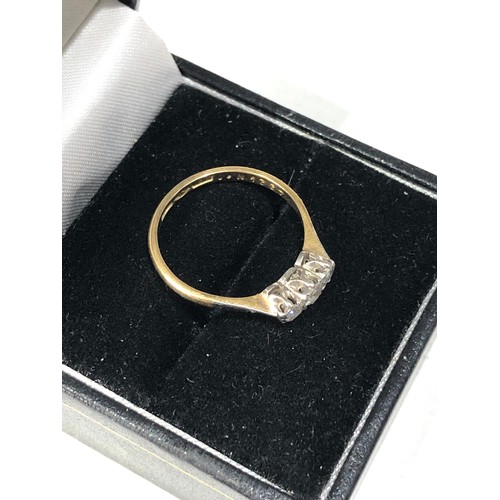 85 - 18ct gold diamond trilogy ring size m weight 2g