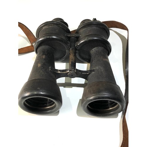 445 - Military german u-boat Kreigsmarine binoculars 7x50 beh  456458 strap clip broken