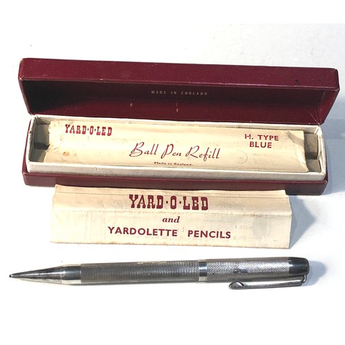 565 - Vintage boxed yard o led silver pencil in good condition