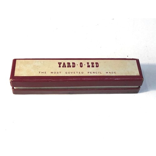 565 - Vintage boxed yard o led silver pencil in good condition