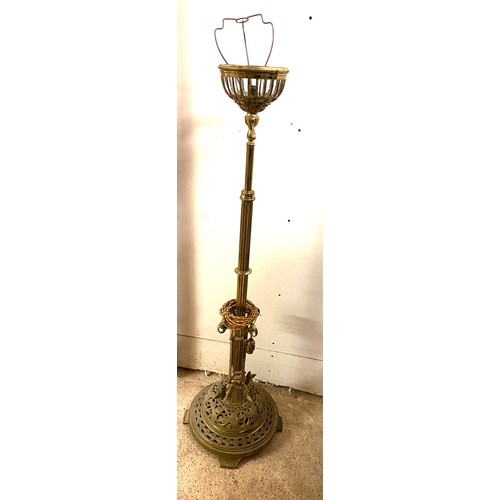 562 - Victorian ornate telescopic oil lamp converted to electric, untested, some damage please view images