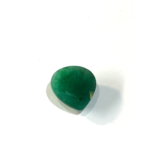 106 - large 9.75ct loose cut Emerald