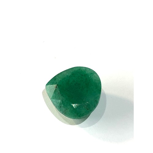 106 - large 9.75ct loose cut Emerald