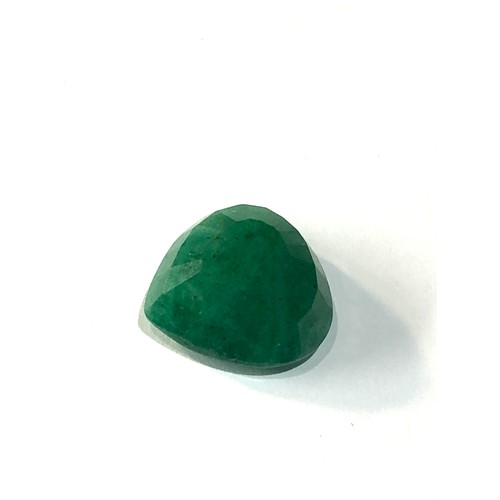 106 - large 9.75ct loose cut Emerald