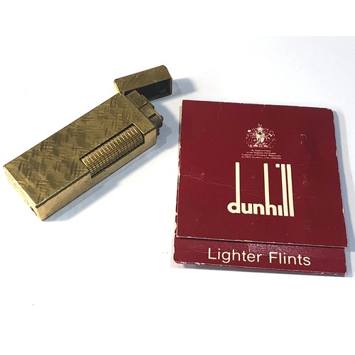 567 - Vintage Dunhill cigarette lighter