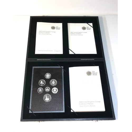 581 - The Royal mint  UK Emblems of Britain silver proof coin set in presentation box