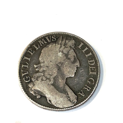 582 - Great Britain William 111 silver 1700 Half Crown