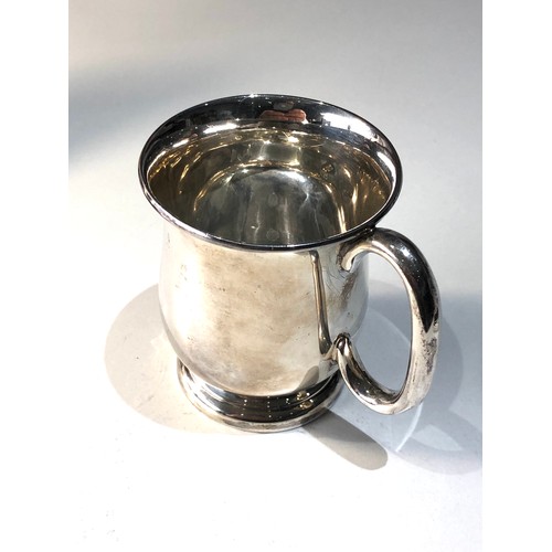 17 - Vintage silver christening mug sheffield silver hallmarks weight 104g Edward Viners