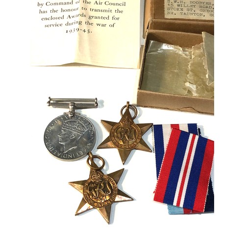 527 - Boxed ww2 R.A.F medals including award note