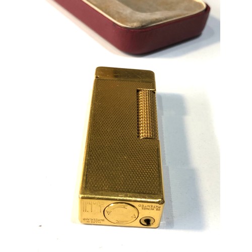 570 - Vintage Dunhill cigarette lighter boxed