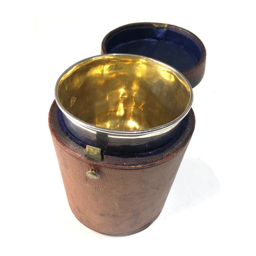 73 - Rare antique Georgian silver leather cased beaker beaker measures approx 9cm high by 7.6cm dia at wi... 