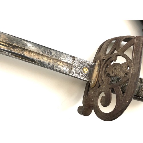 550 - British  Victorian Rifle Volunteer Officer's Sword please see images for details as the are part of ... 