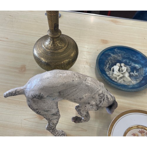 82 - Selection assorted pieces to include brass vase, dog ornament etc, all in good overall condition, ex... 