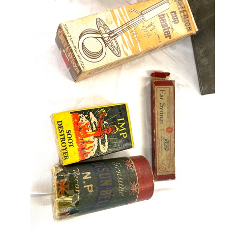 83 - Selection of vintage advertising and other items to include metal tin, Flexy car wash brush etc