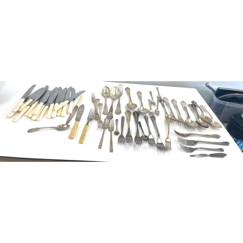 49 - Selection of assorted cutlery