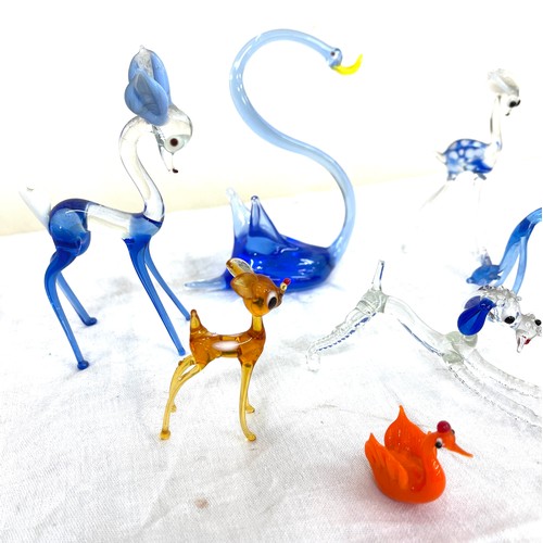 19 - Selection of vintage miniature glass animals