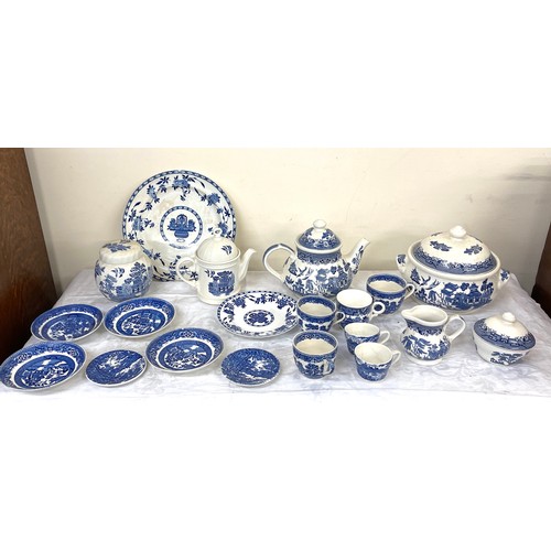 75 - Selection of vintage blue and white pottery to include tea pots, plates, cups etc