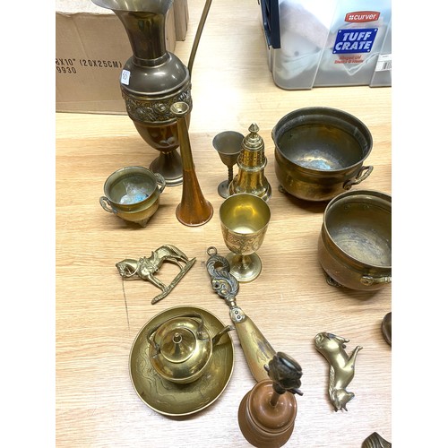 57 - Large selection of vintage and later brassware