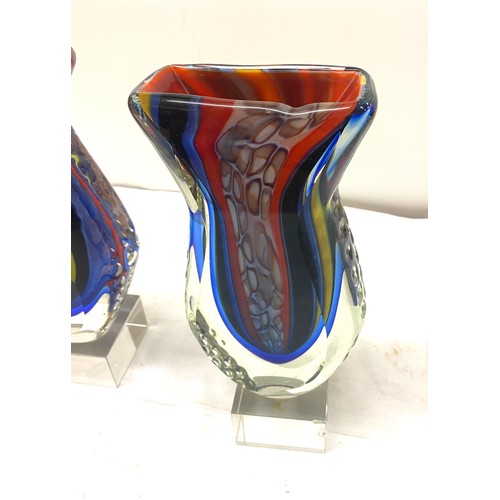 570 - 2 Matching coloured glass vases, approximate height: 12.5 inches