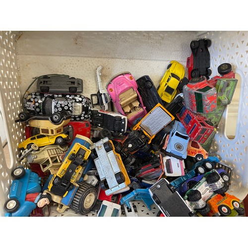 566 - Selection of vintage and later toy cars, to include Matchbox, Lesney, Corgi etc, played with conditi... 