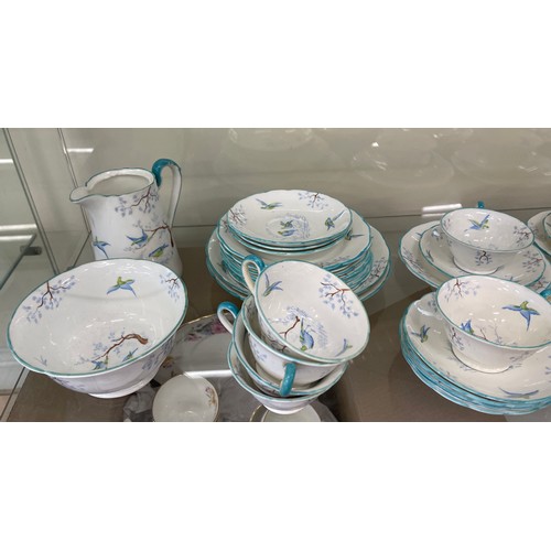 568 - Grosvenor china Ye Olde English part tea service, Jackson & Gosling England