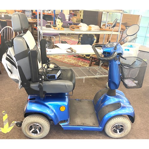 100B - CTM HS -588 Mobility scooter, working order with manual and chargers