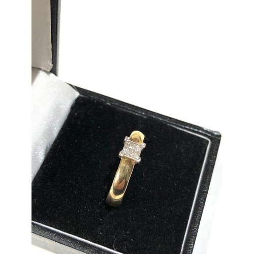 77 - 10k gold diamond cluster ring  weight 1.5g