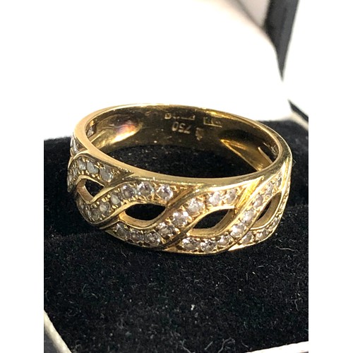 81 - 18ct gold diamond band ring weight 4.5g